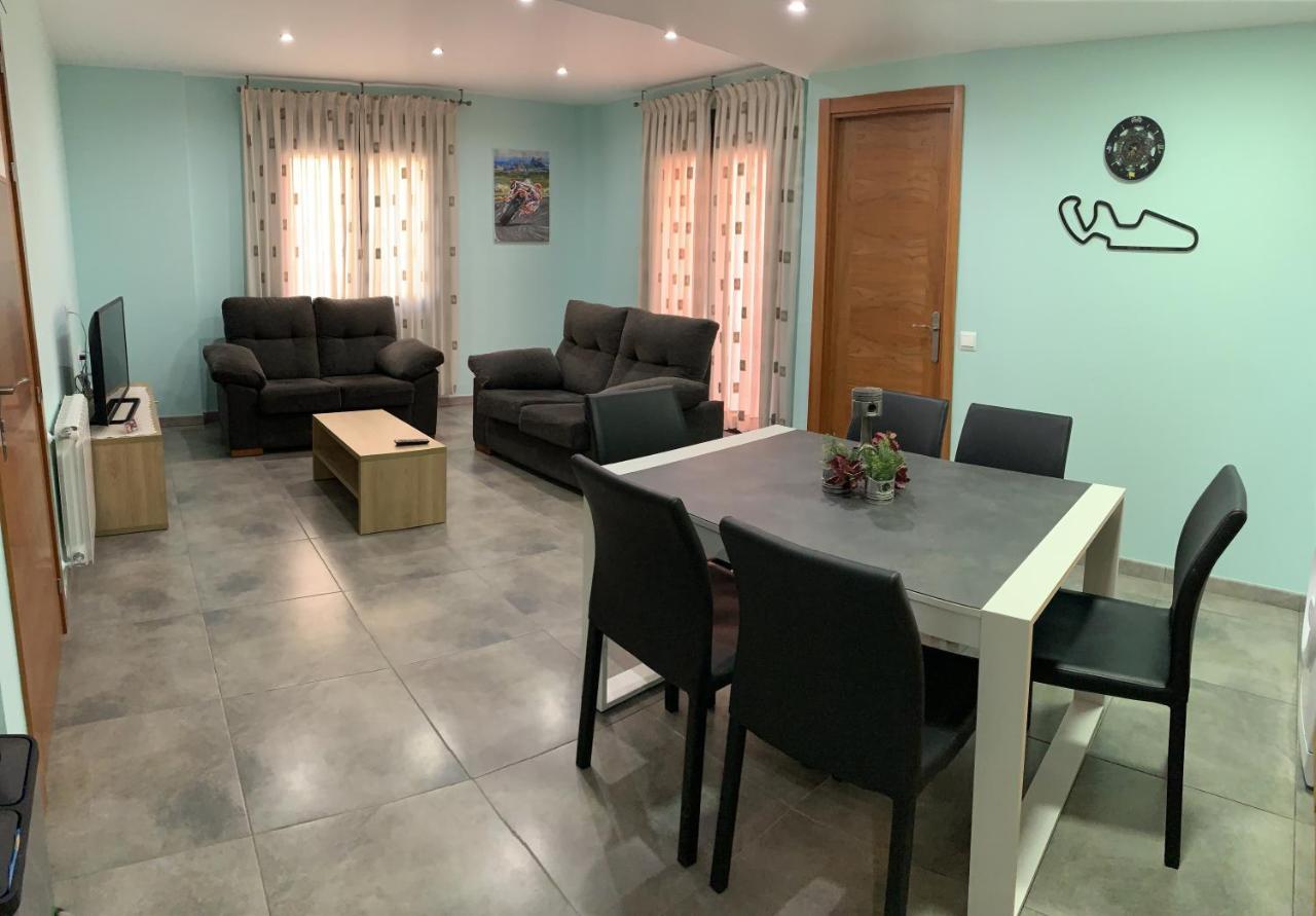 Apartamentos De Turismo Rural Las Eras Castelseras Екстер'єр фото